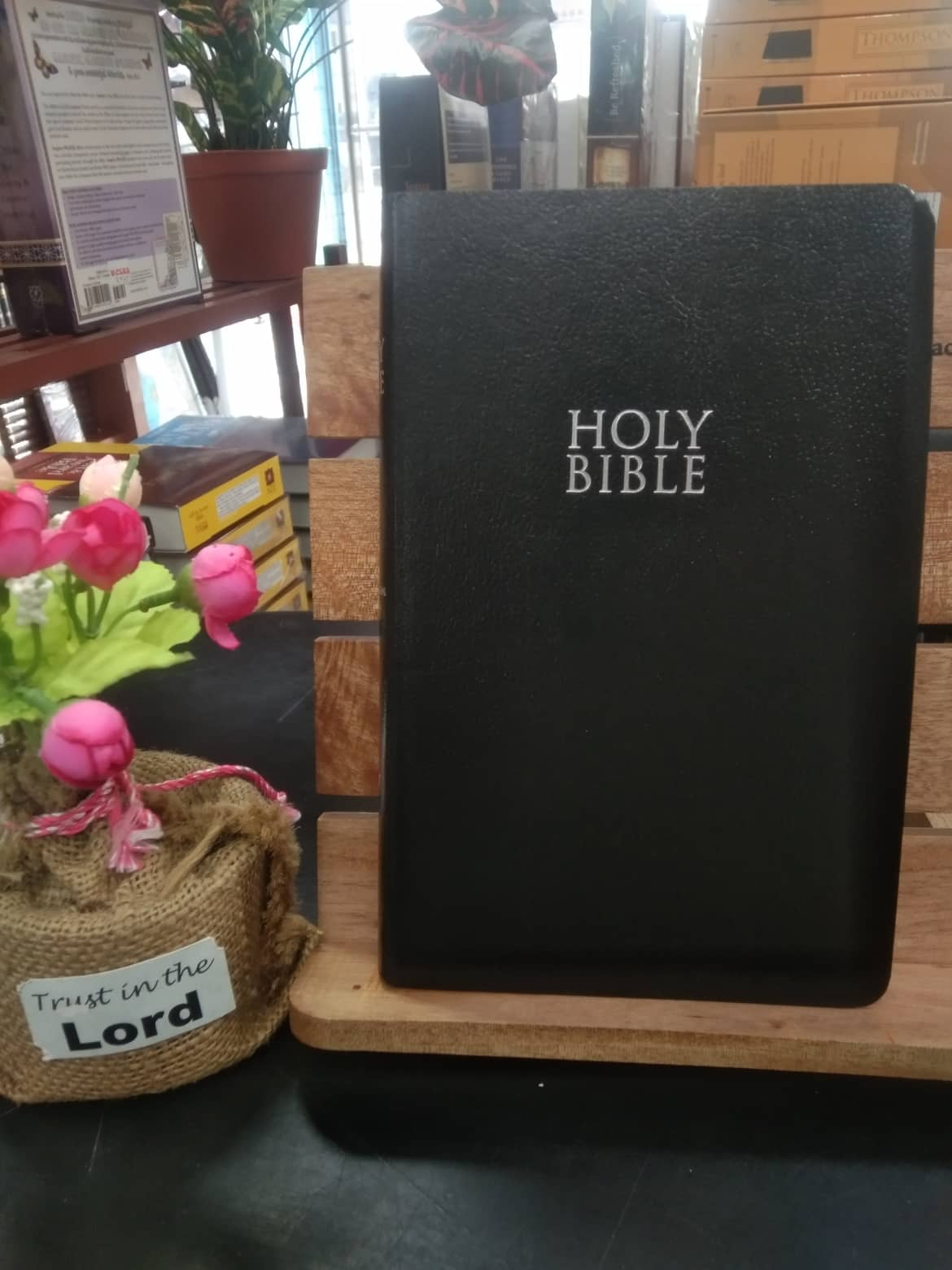 PCBS NEW INTERNATIONAL VERSION NIV GIFT AWARD BIBLE LEATHER