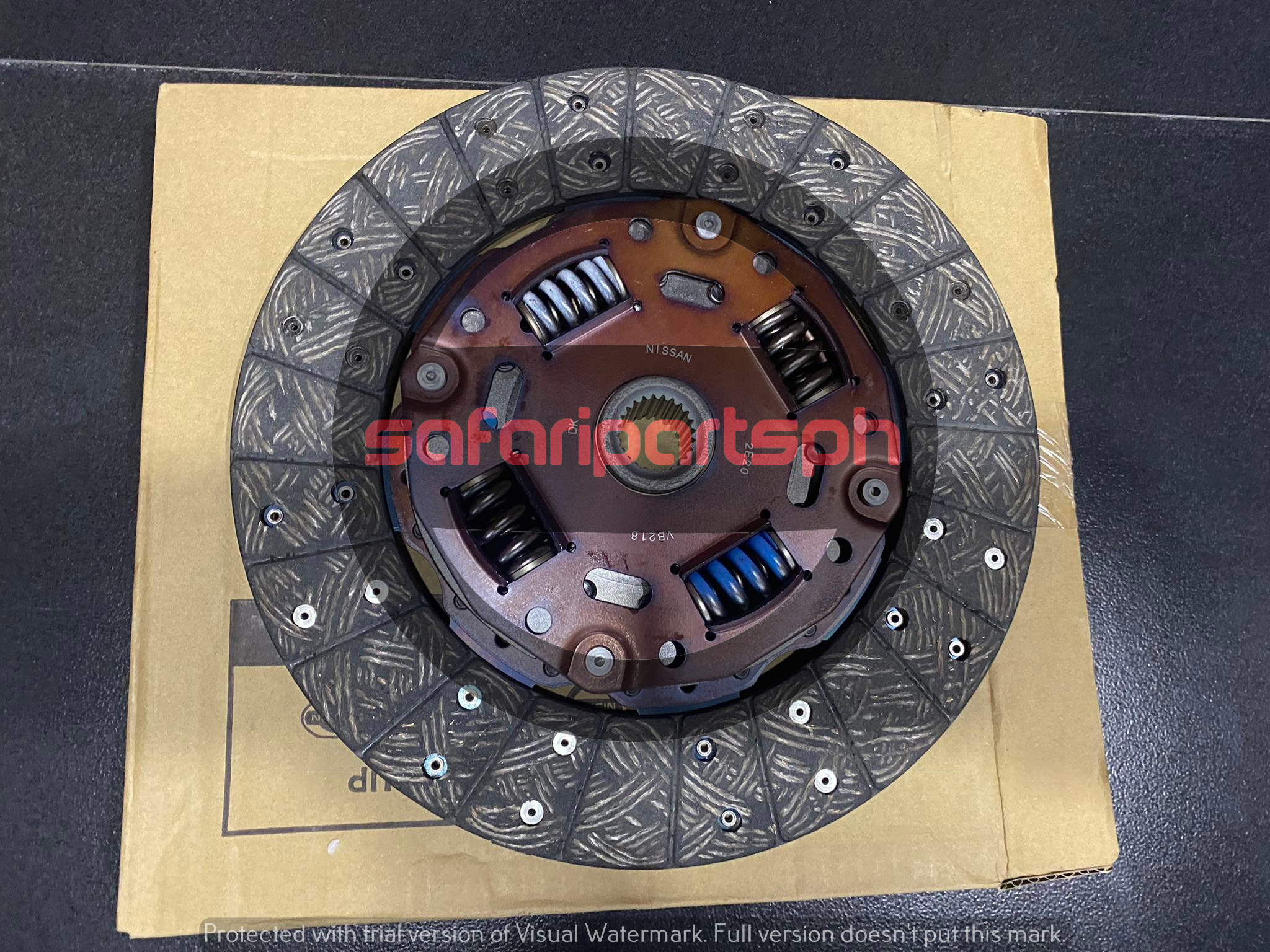 Clutch Nissan Patrol ZD30 TD42 ORIGINAL NISSAN Clutch Disc Pressure