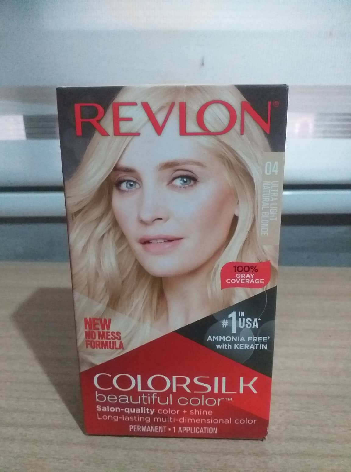 REVLON 04 Permanent Color Ultra Light Natural Blonde Ammonia Free W