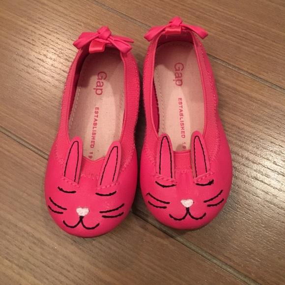 gap bunny ballet flats