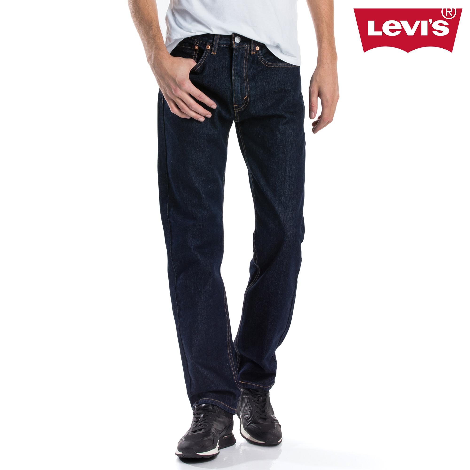 levi's classic fit