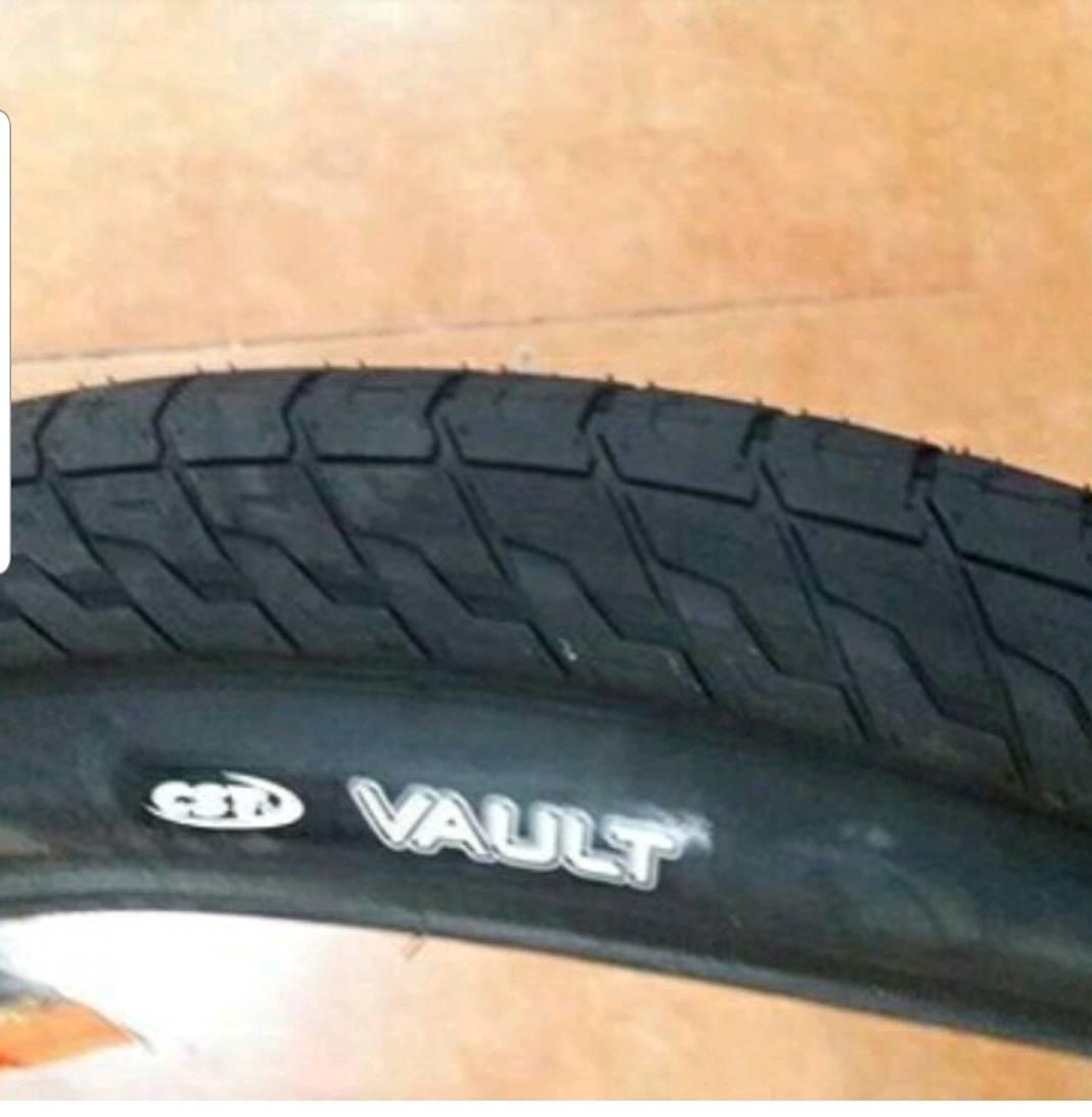 20 x 2.4 bmx tire