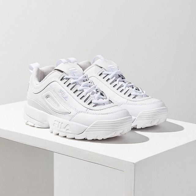 all white fila sneakers