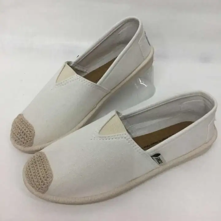 toms slip on shoes