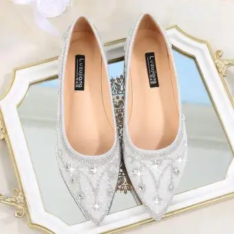 white crystal wedding shoes