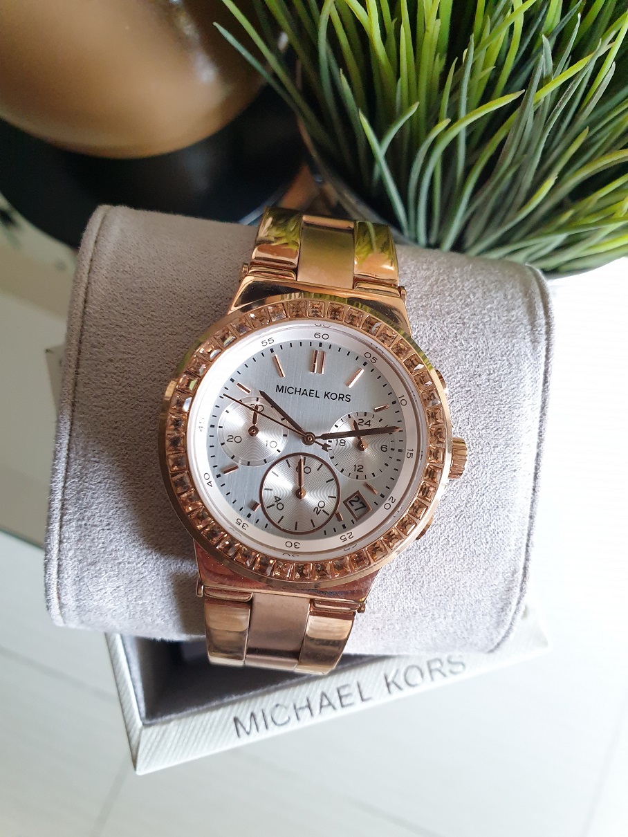 mk 5586 rose gold