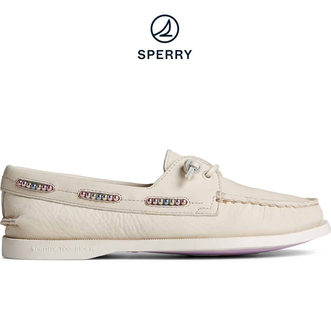 Sperry white sale boat shoes