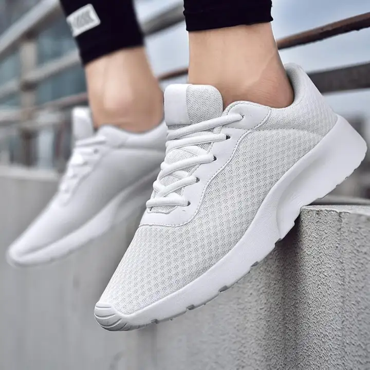 breathable casual sneakers