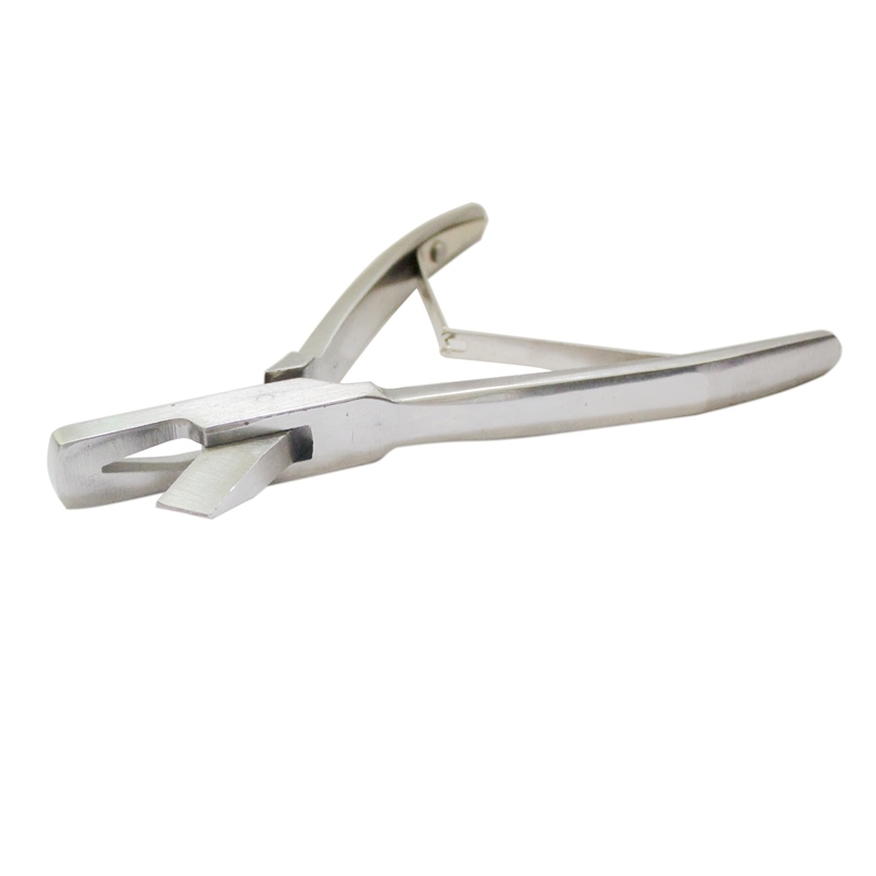 Veterinary U V ears without clamp ear mark forceps automatic cut ear