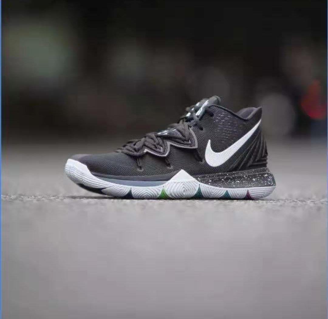 lebron james shoes all white