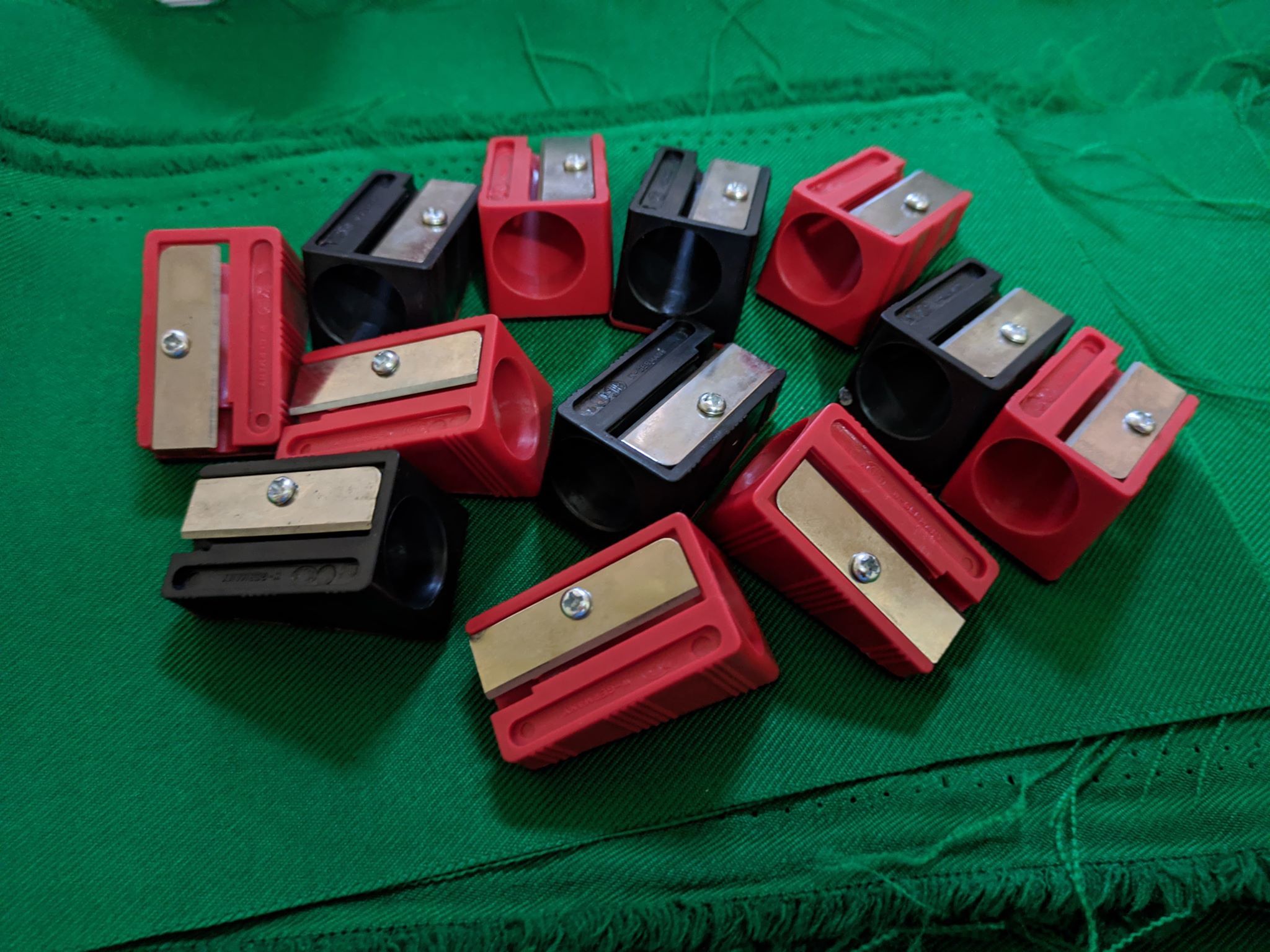 Billiard cue tip sharpener (12pcs) pantasa ng tako ng bilyaran Lazada PH