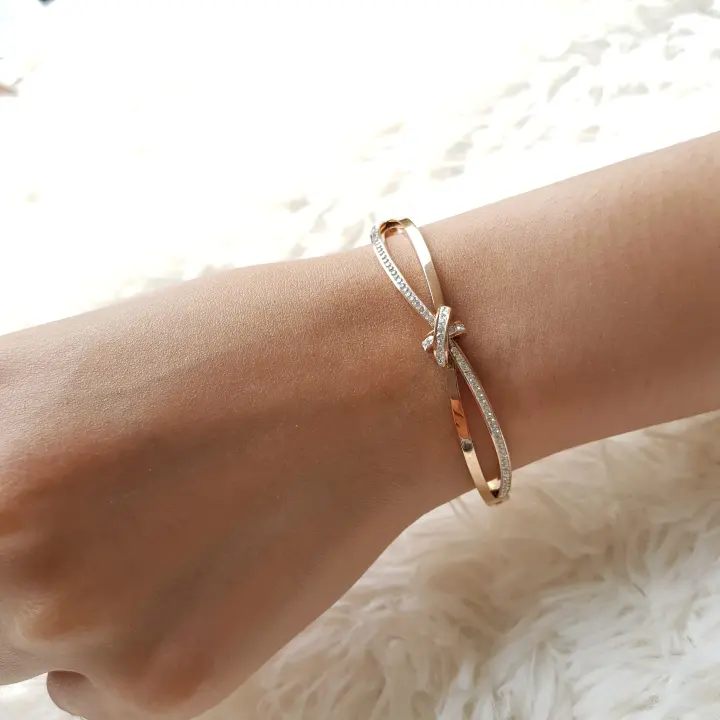 michael kors infinity bracelet