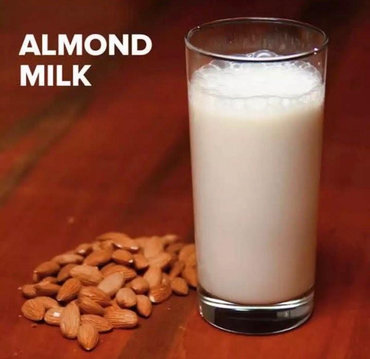Kirkland Signature Almond Milk (Unsweetened Vanilla) 6 pcs review and