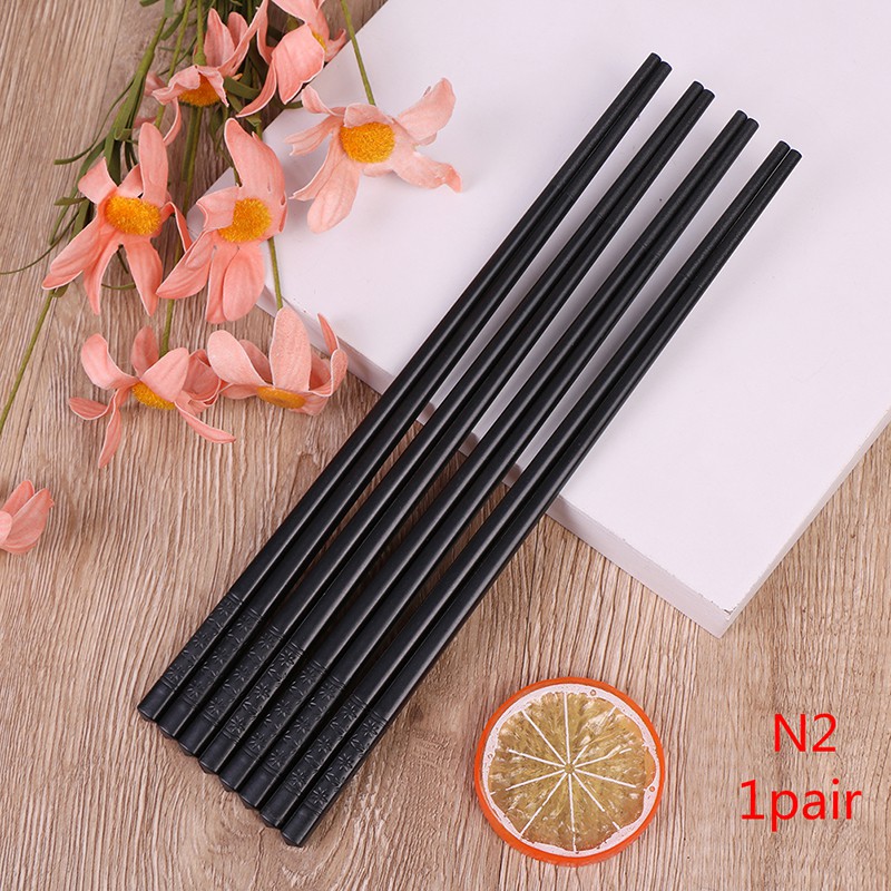 1 Pair Japanese Chopsticks Alloy Non-Slip Sushi Chop Sticks Set Chinese Gift JT 