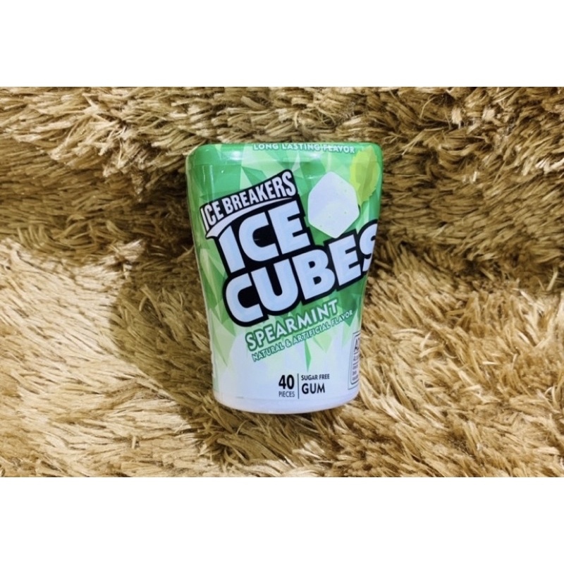 Ice Breakers Ice Cubes Spearmint Flavored Sugar Free Chewing Gum Made With Xylitol 40 Pieces 2815