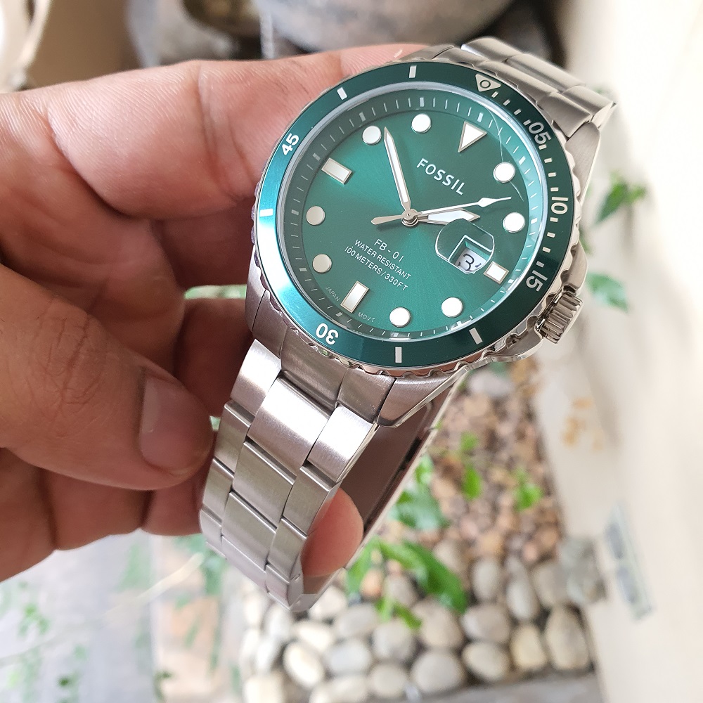 FB01 Fossil FS5670 Three-Hand Date 