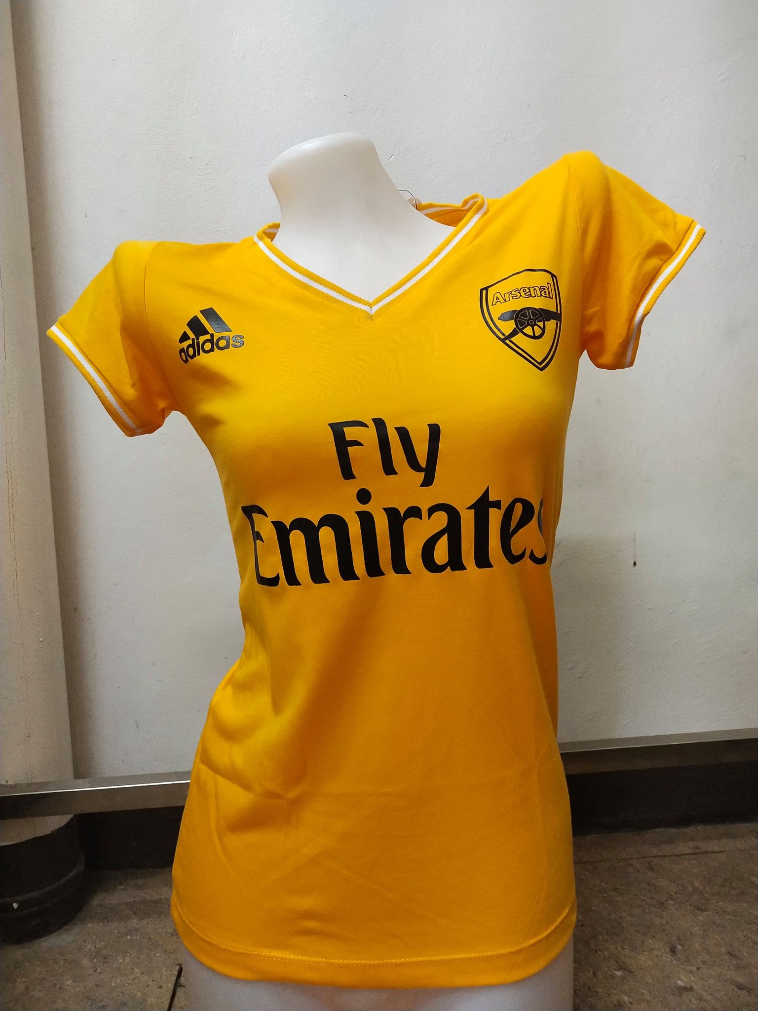 FLY EMIRATES T SHIRT V-NECK GOLD FOR 