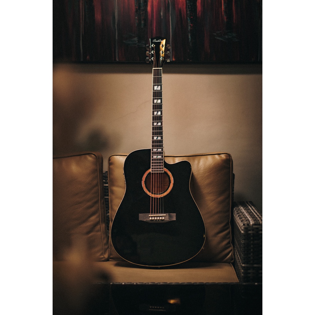 Cranberries Acoustic Guitar 41'Inches 4way Equalizer With Tuner (Glossy