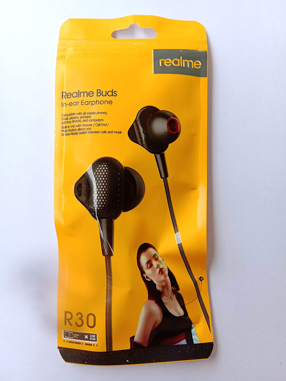 Realme R30 Wired Headset Buds In-ear 