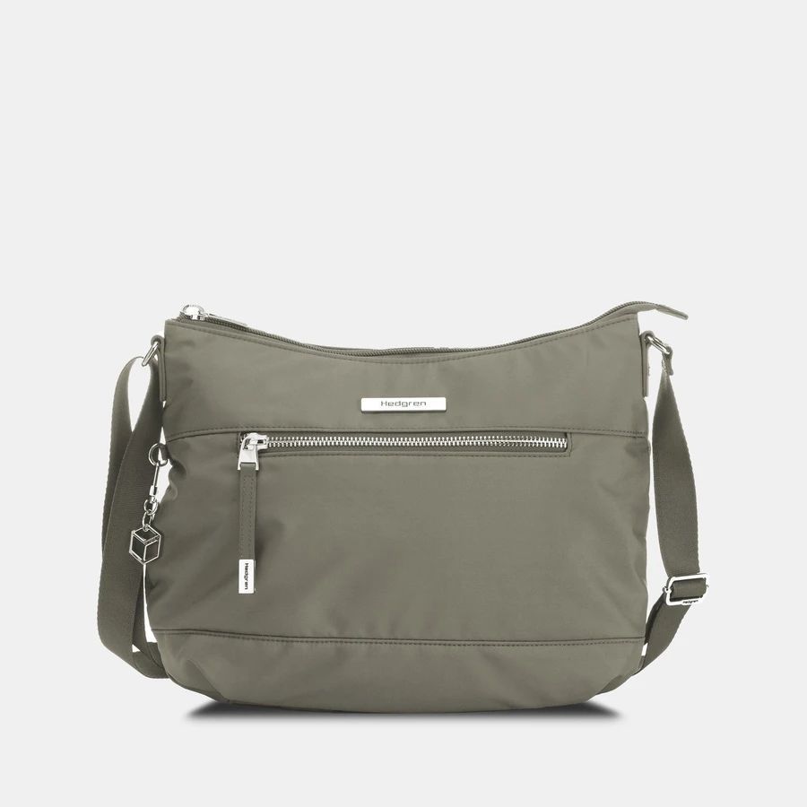 nine west purses white