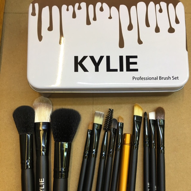 Kylie makeup brush EKi Lazada PH