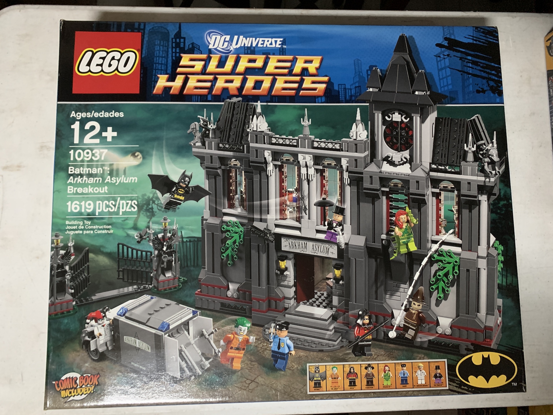LEGO DC SUPER HEROES #10937 Batman: Arkham Asylum Breakout New in Box 1619  pcs | Lazada PH