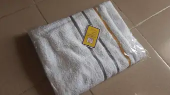 white bath towels online