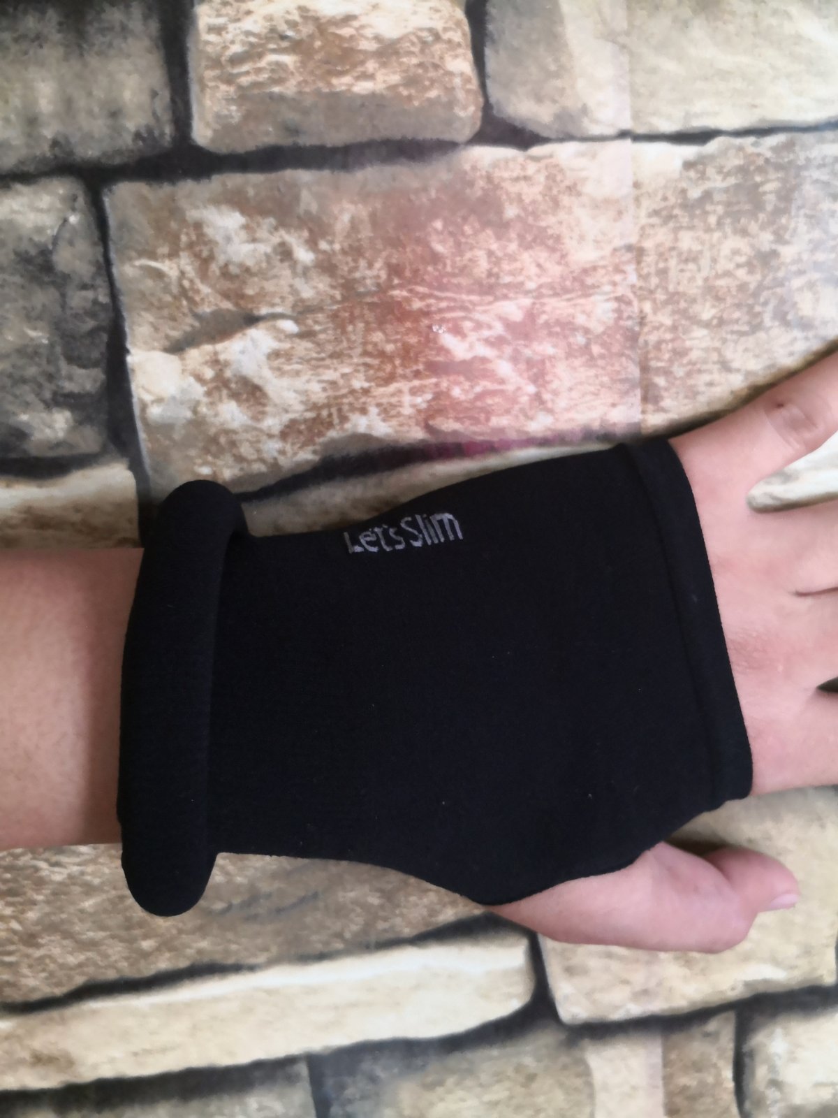 Let's Slim Aqua X - Cool Arm Sleeve plus Sun Protective UV-Cut Wristlet One  Size Fits All