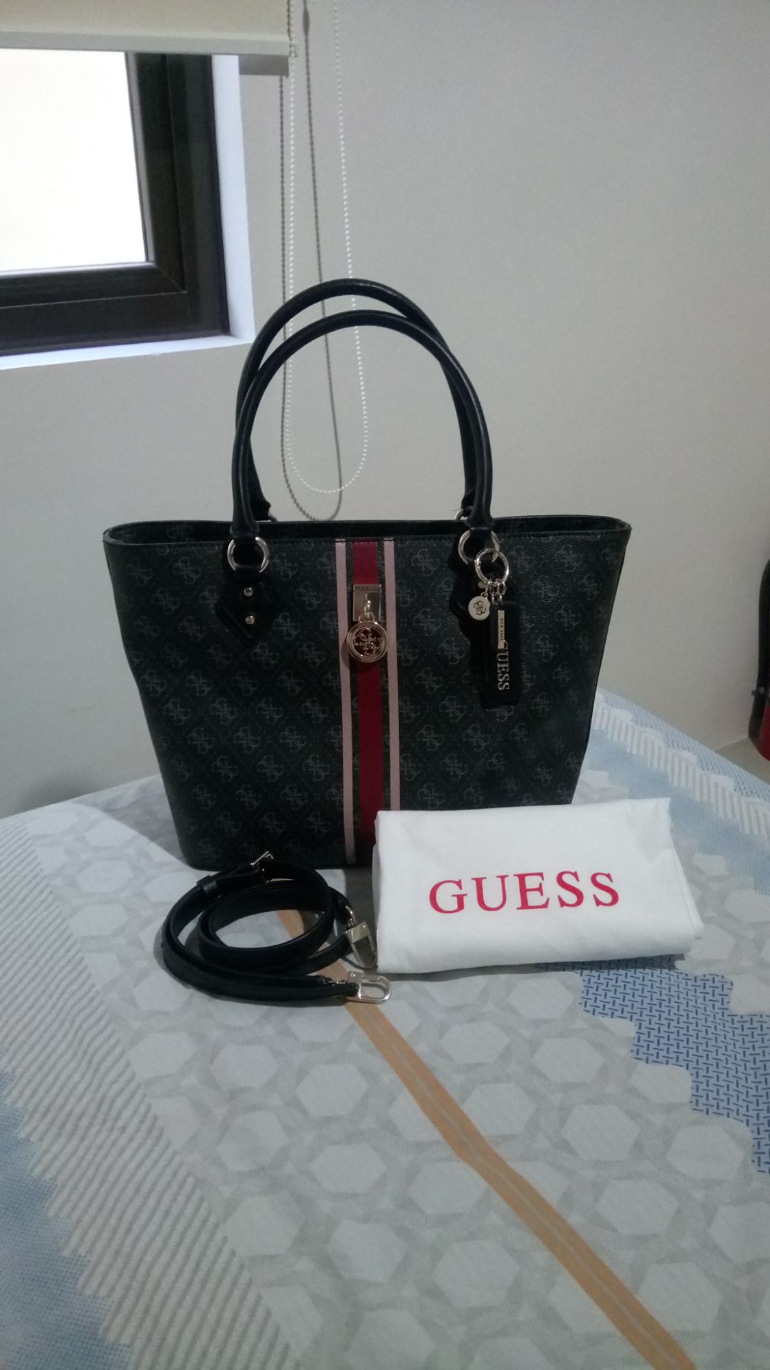 Guess jensen society Clearance