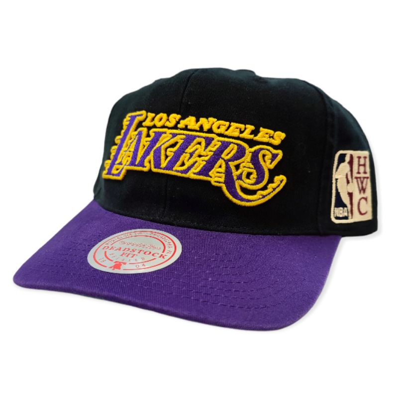The Mitchell and Ness 110 Pinch is this seasons MVP of Snapbacks 🏆 -  Flexfit around the inner crown makes this fit sooo good!, By Culture Kings