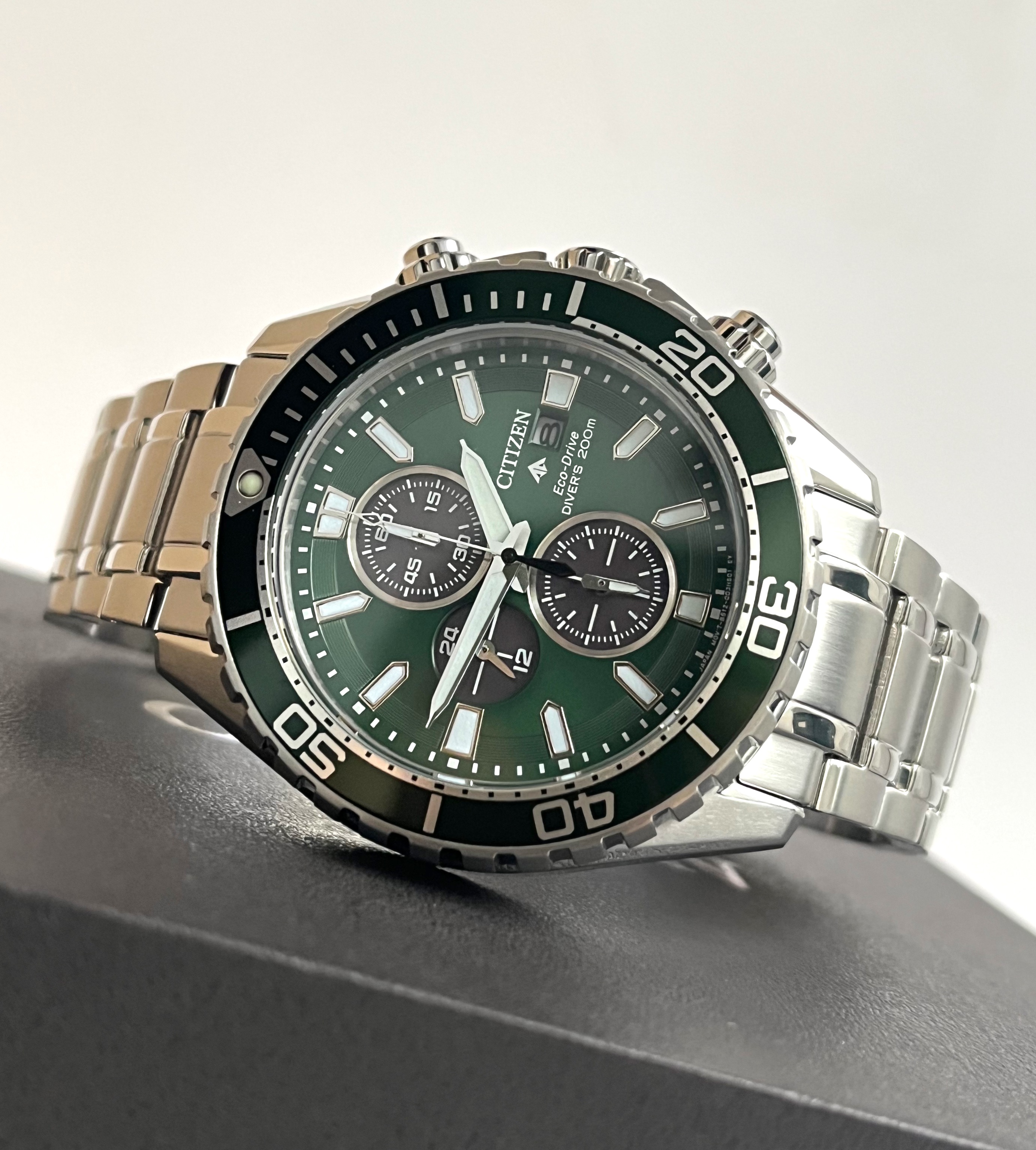 Lazada Diver Eco Watch PH | Date Strap Citizen Chronograph Dial CA0820-50X Silver Steel Drive Marine with Green