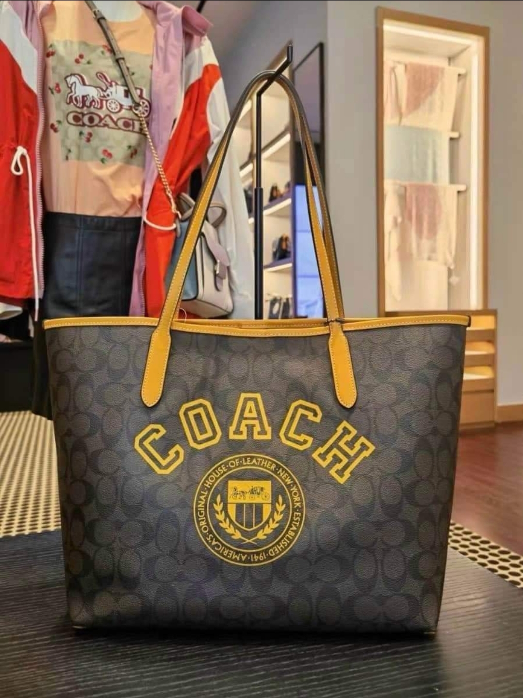 COACH - 【新品】コーチ トートバッグ CB869 IMUOE PVC アウトレットの