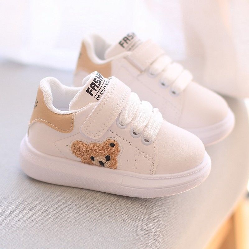 Baby best sale shoes white