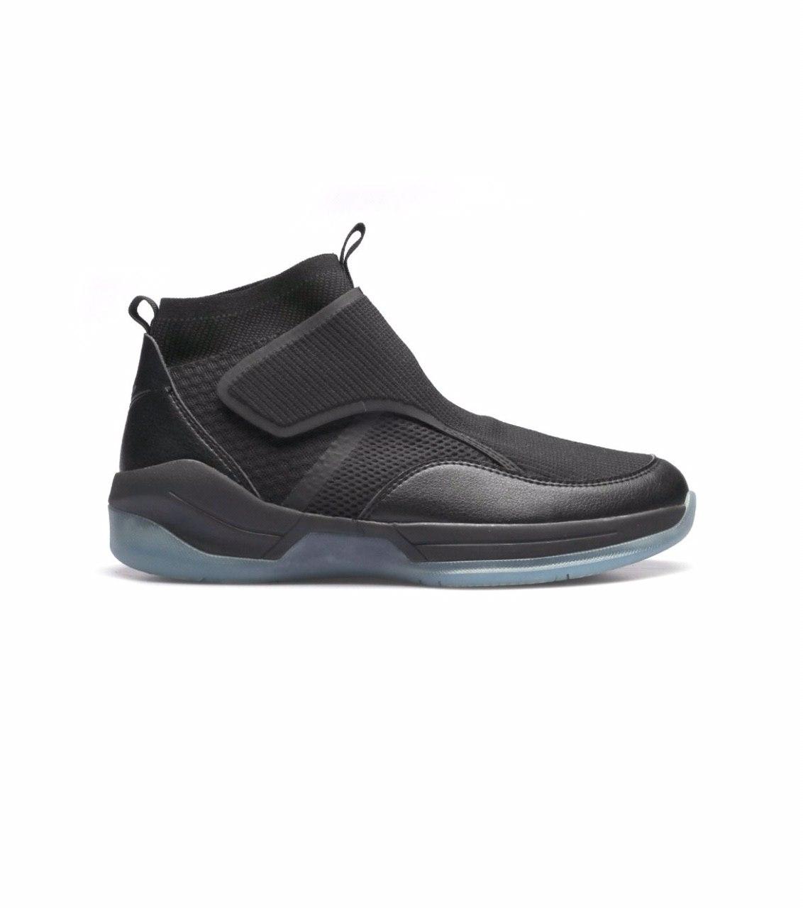 Basketball Shoes (Black 