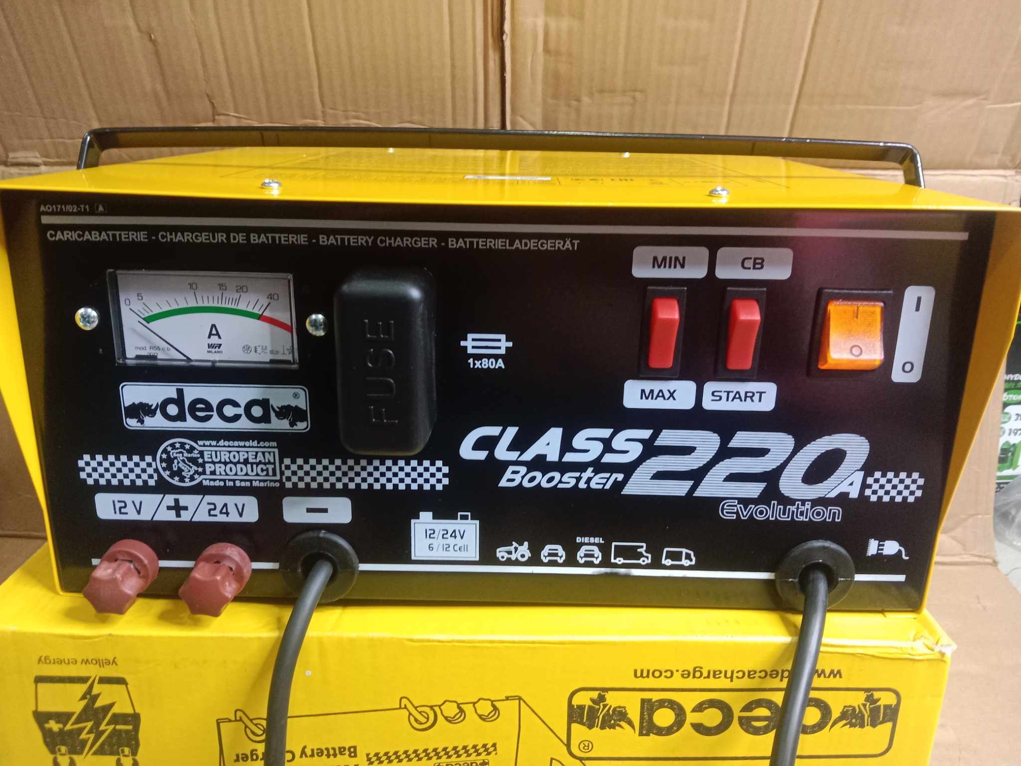 DECA Battery Charger And Quick Battery Starter Class Booster 220A ...