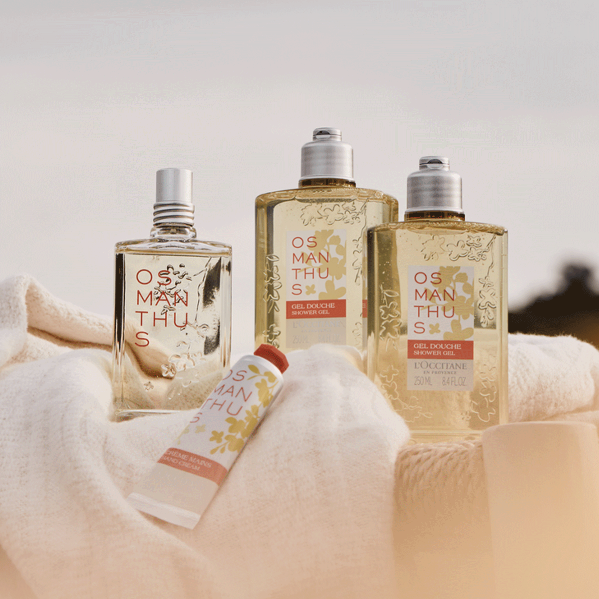 L'Occitane Osmanthus パフュームオイル 50ml限定品]紙袋 L'Occitane Osmanthus パフュームオイル 50ml限定品]紙袋