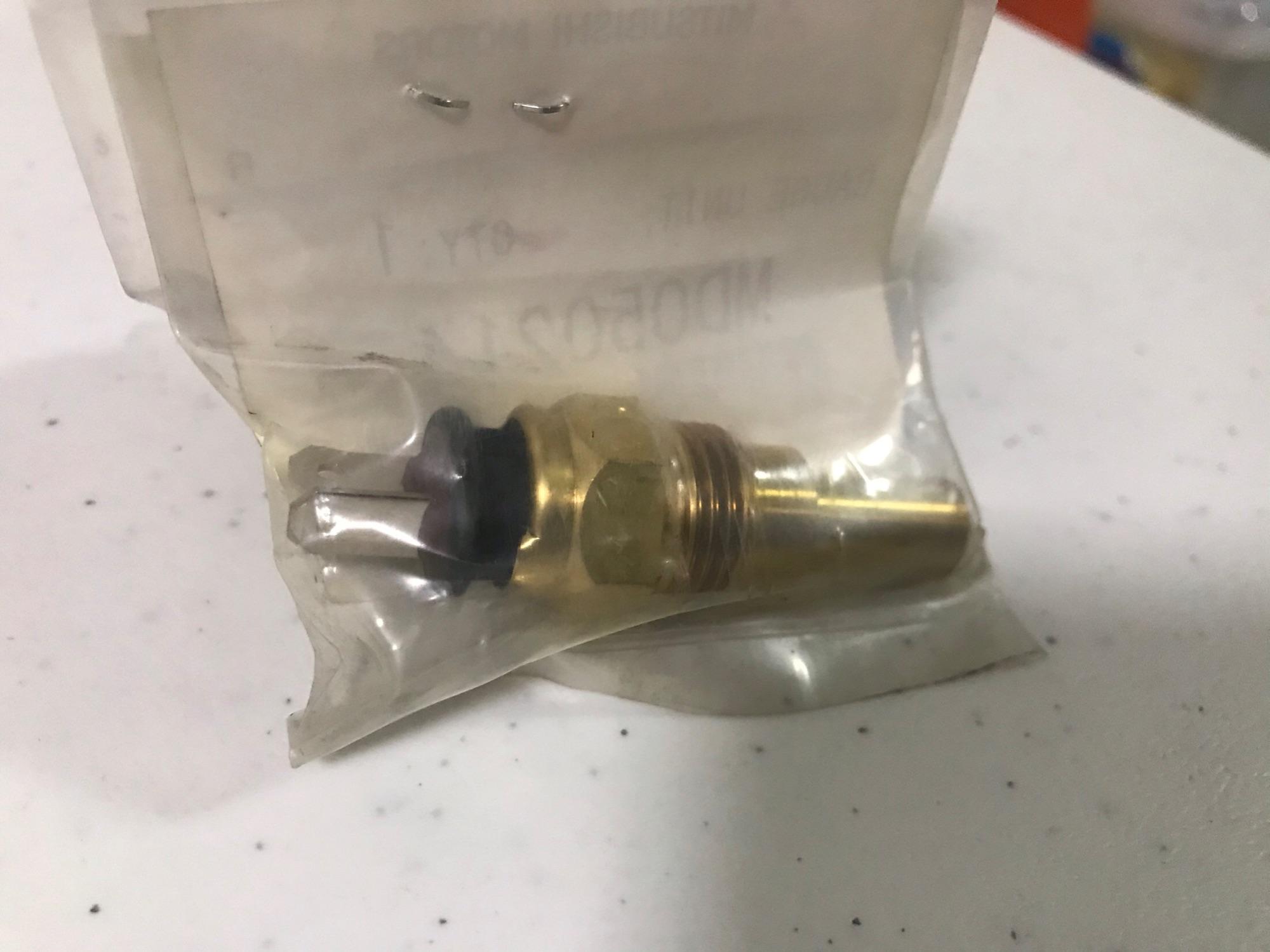 Mitsubishi Temperature Sensor 4m40 / 4D56 Lazada PH