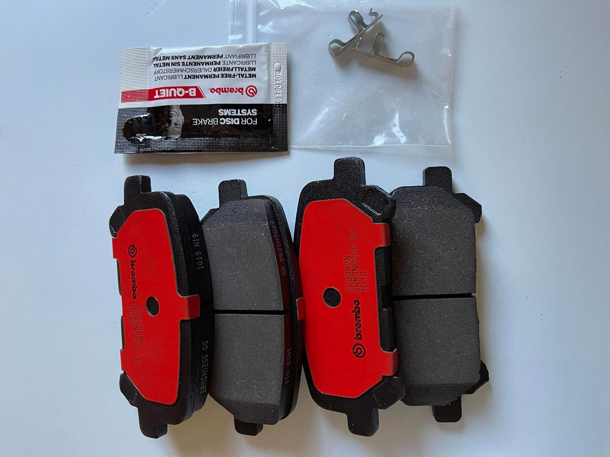 Original Brembo P28028N Ceramic Rear Brake Pads - Chevrolet