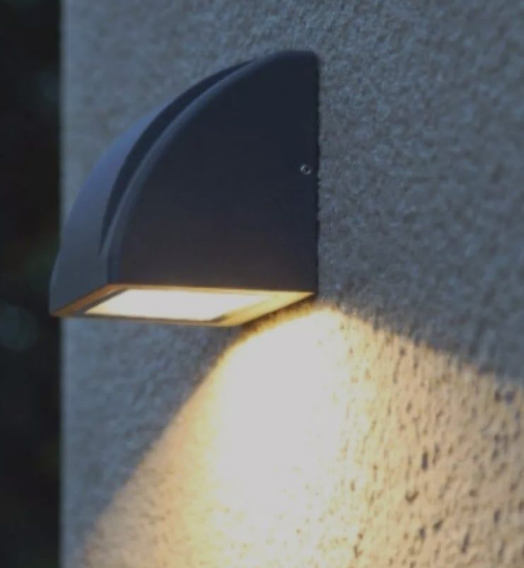 Biglite Outdoor Wall Lamp 3056 SB WW 8W Modern/Contemporary LED