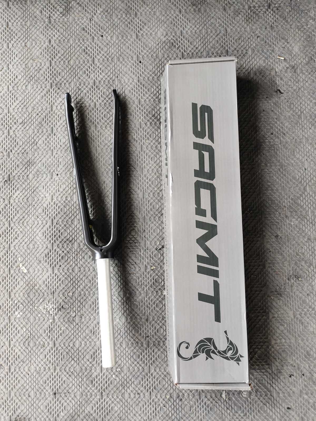 SAGMIT K4.0 RIGID FORK | Lazada PH