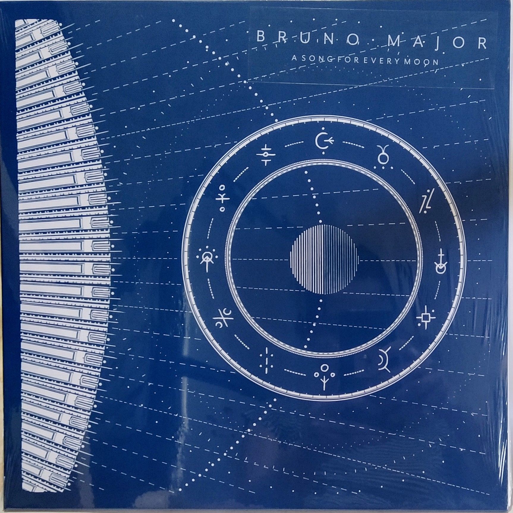 全国無料低価新品 Bruno Major / A Song For Every Moon 洋楽