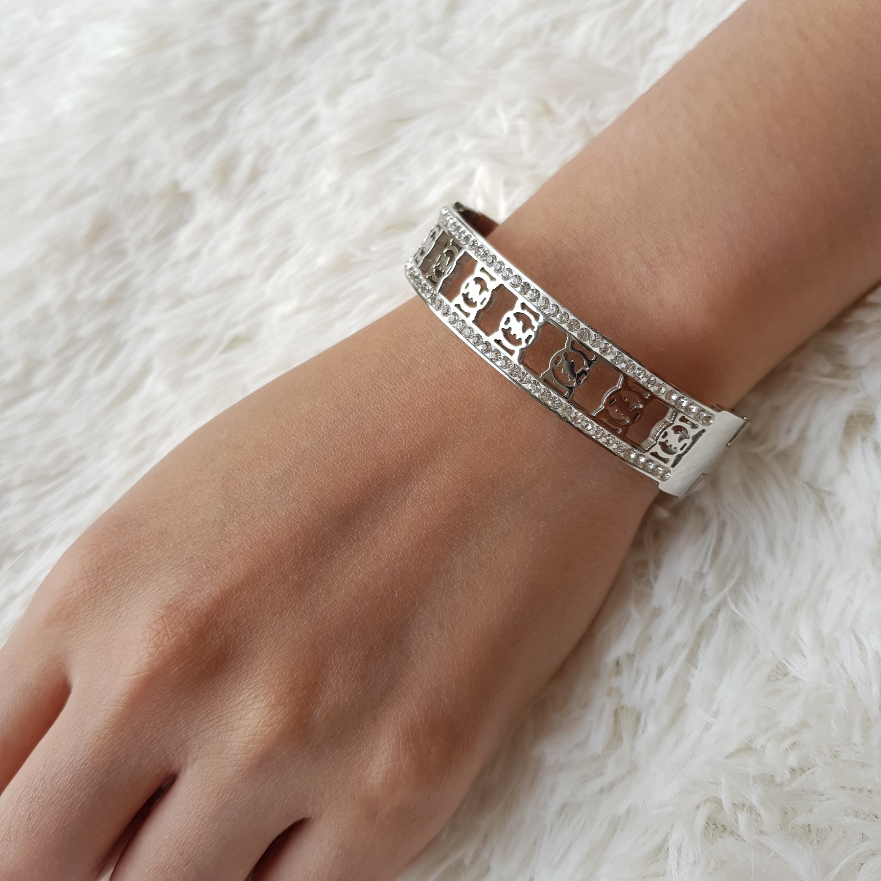 michael kors nail bracelet