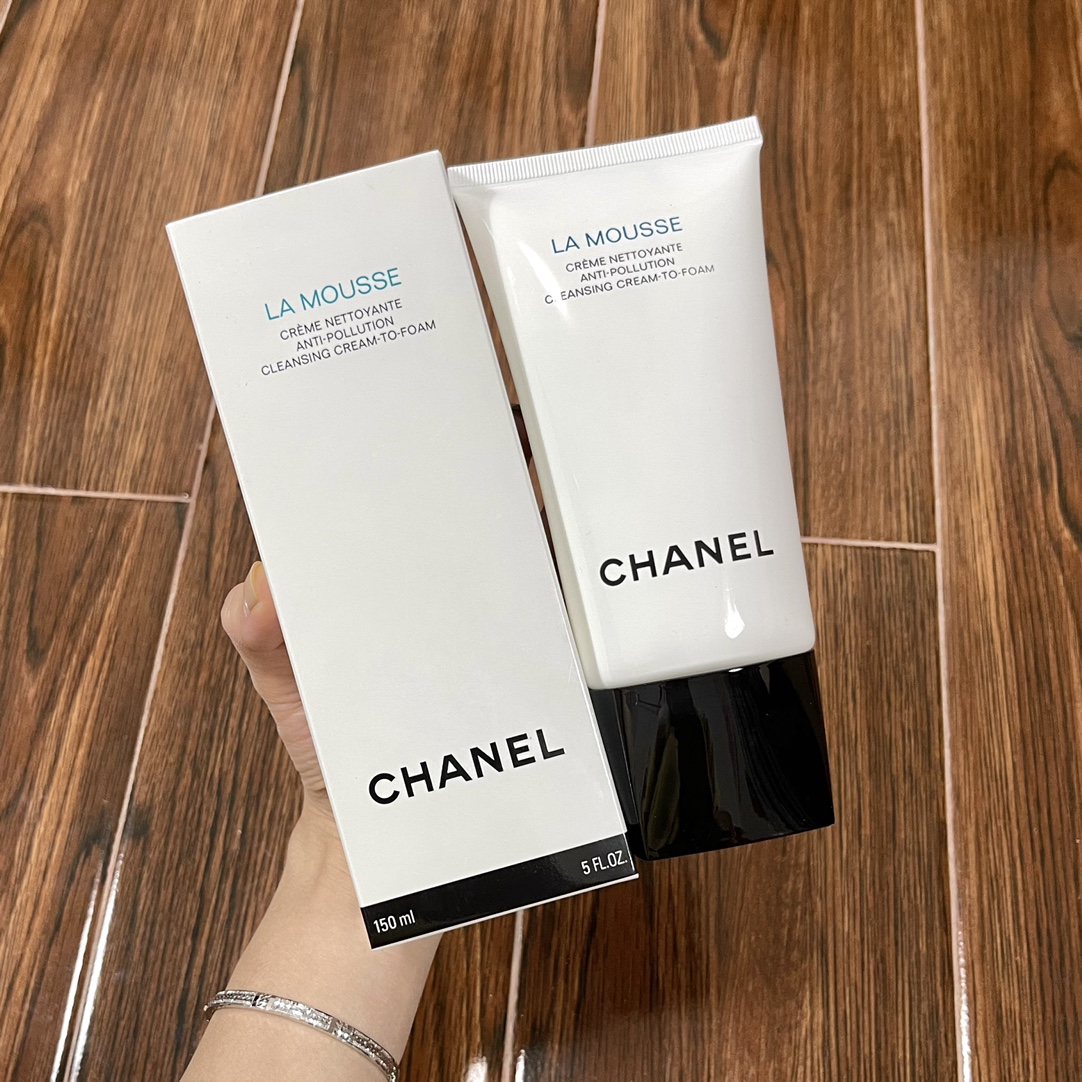 Chanel Chanel Foaming Facial Cleanser Facial Cleanser 150ml Camellia 3