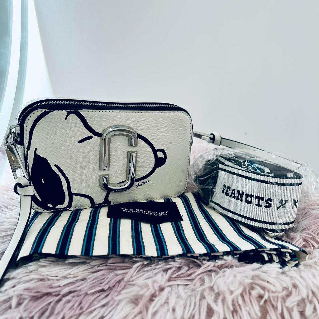 marc jacobs peanuts snapshot bag