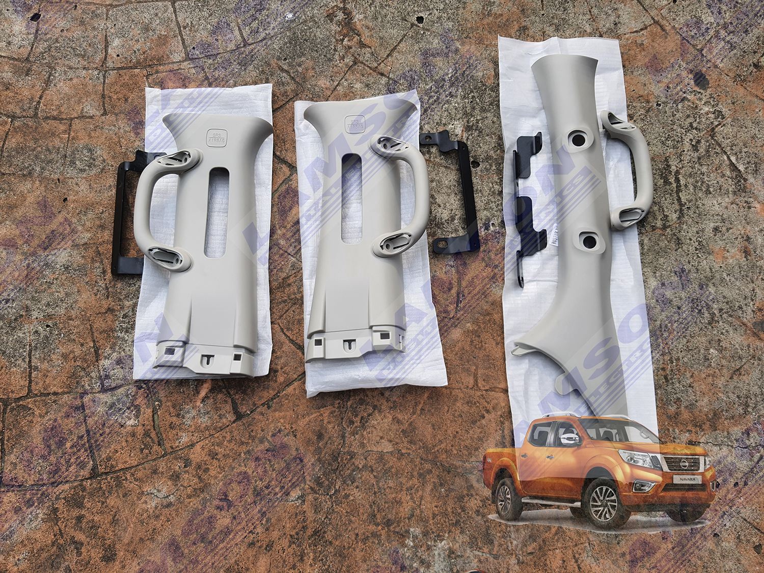 Nissan Navara NP300 2014 2023 Driver Side Pillar Handle and Rear Grab Pillar Handle Assembly