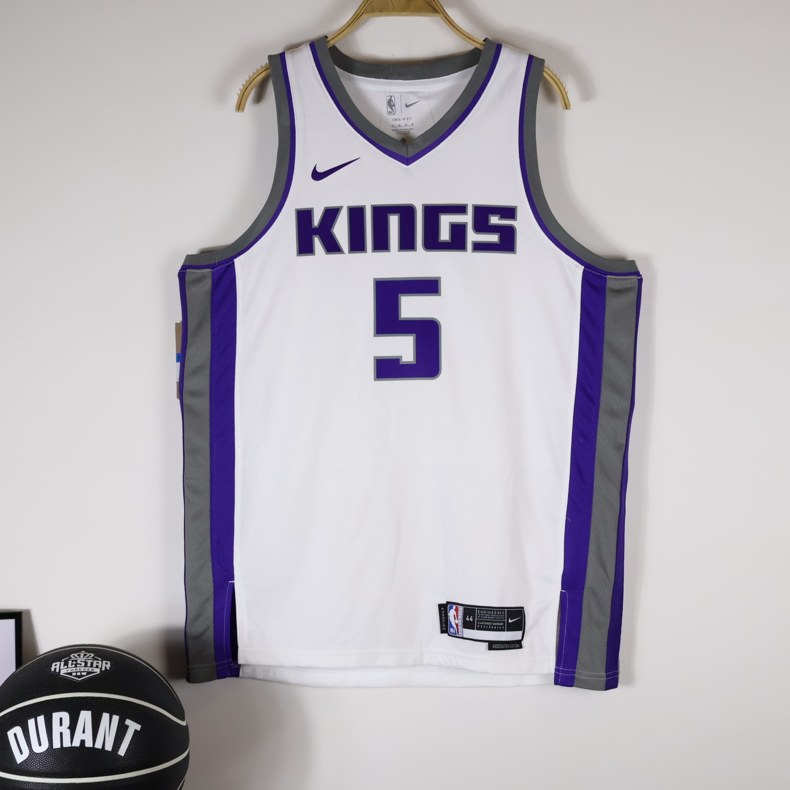 Men's 2022-23 City Edition Sacramento Kings De'aaron Fox #5 Grey