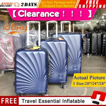 28 inch luggage set