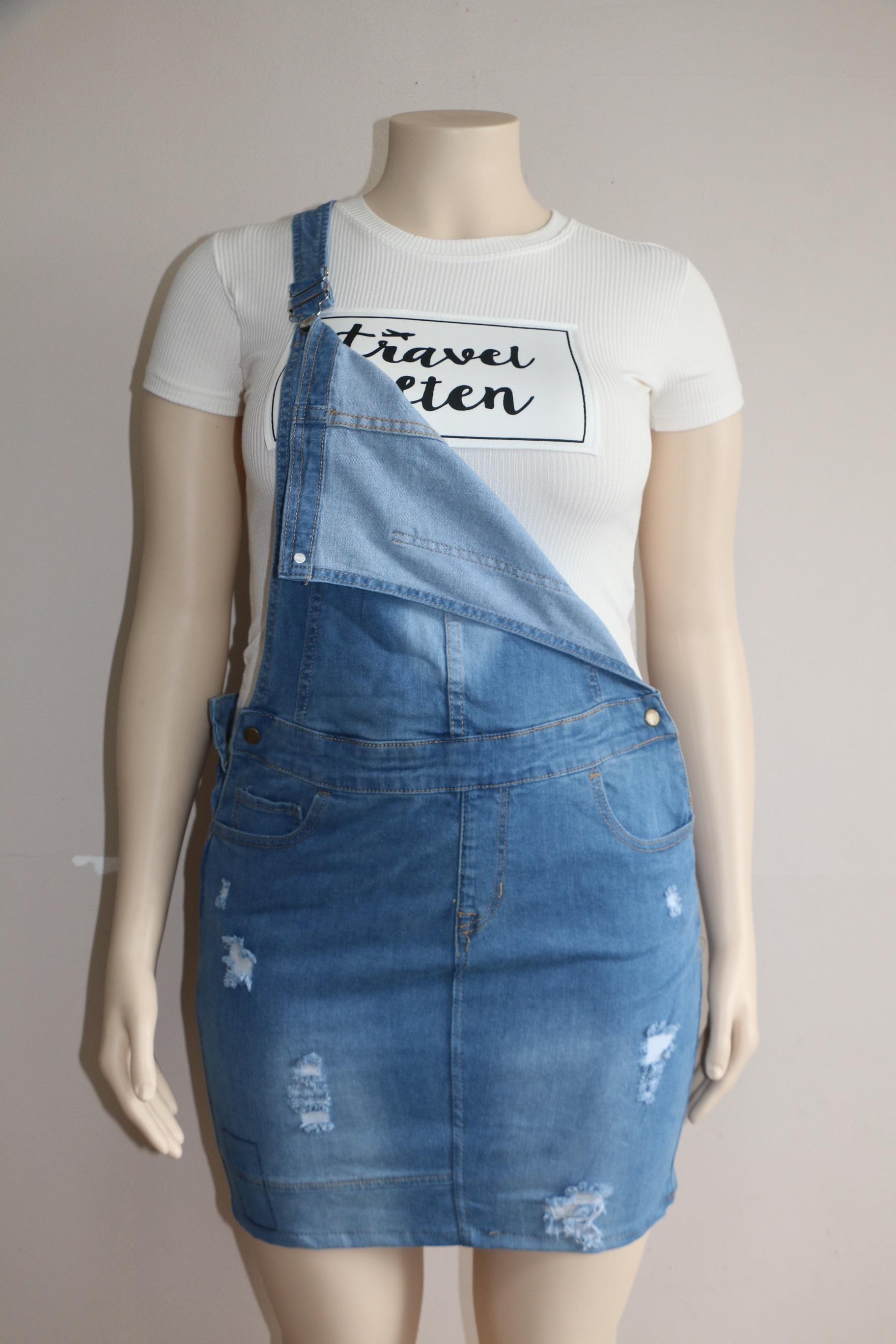 denim jumper skirt outfit ideas