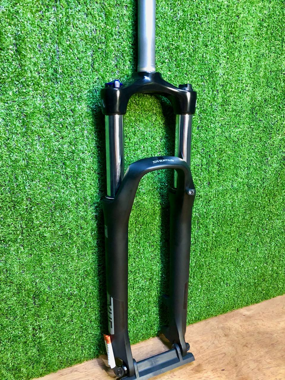 Suntour XCM-HLO Str 120mm QR Fork with Lock-out (Brand new Part