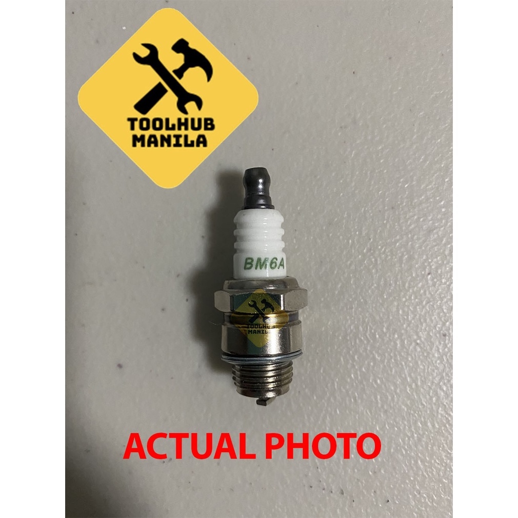 EC04/CG411 Sparkplug Spark plug for Robin EC04 CG411 2 stroke Grass